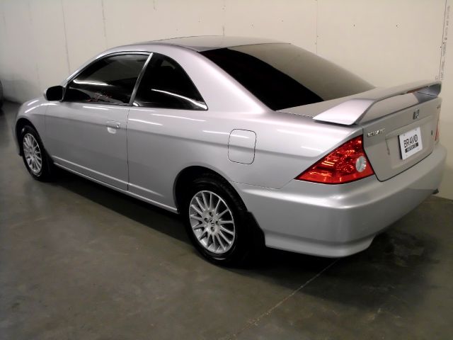 Honda Civic 2005 photo 2