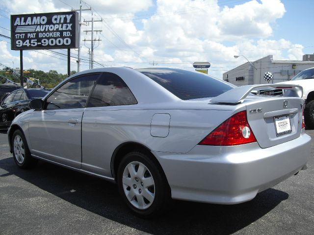 Honda Civic 2005 photo 2