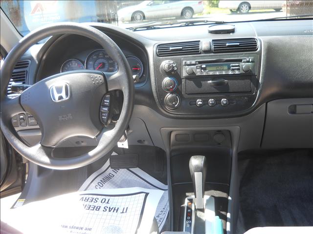 Honda Civic 2005 photo 1