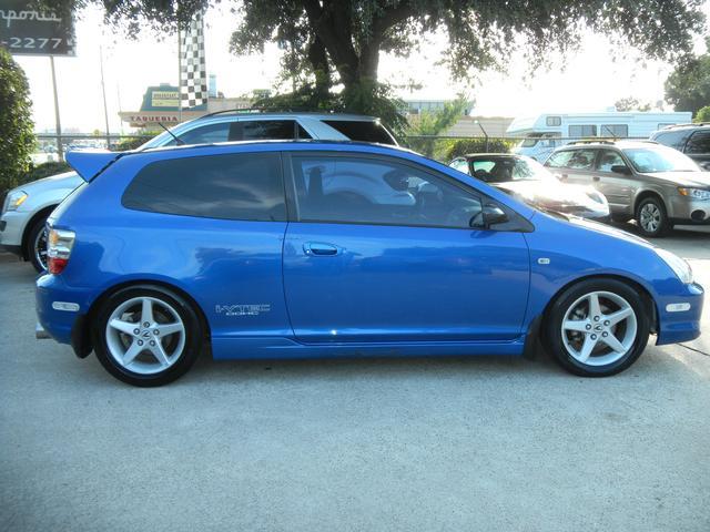 Honda Civic 2005 photo 2