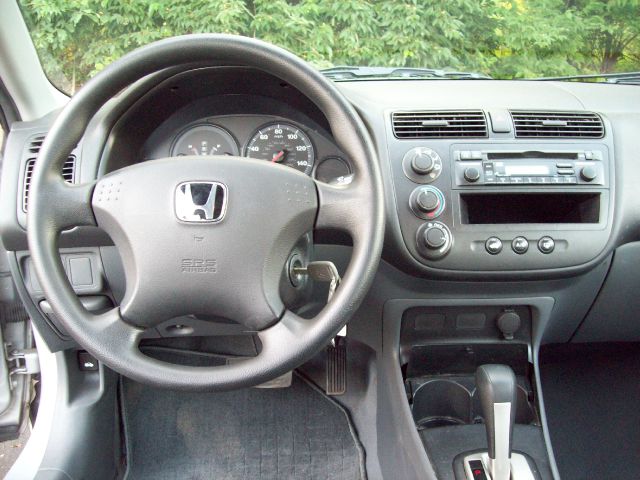 Honda Civic 2005 photo 1