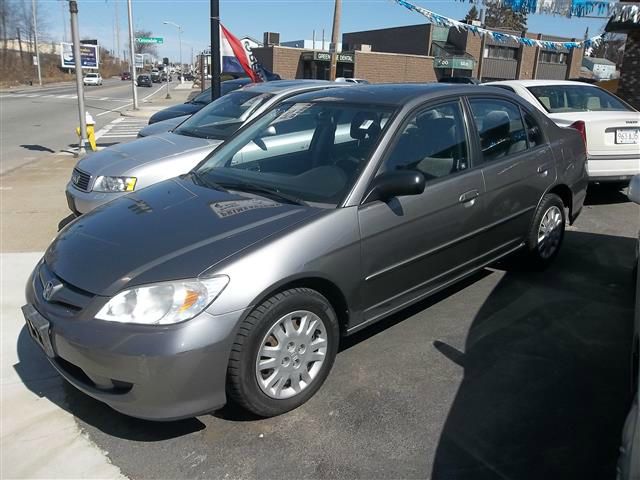 Honda Civic 2005 photo 2