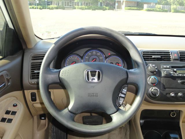 Honda Civic 2005 photo 16