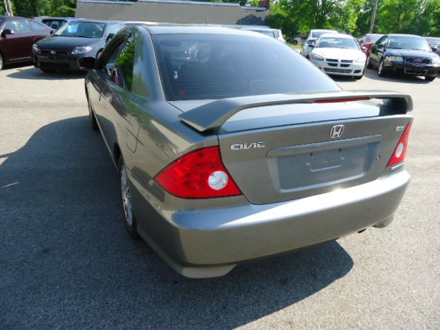 Honda Civic 2005 photo 3