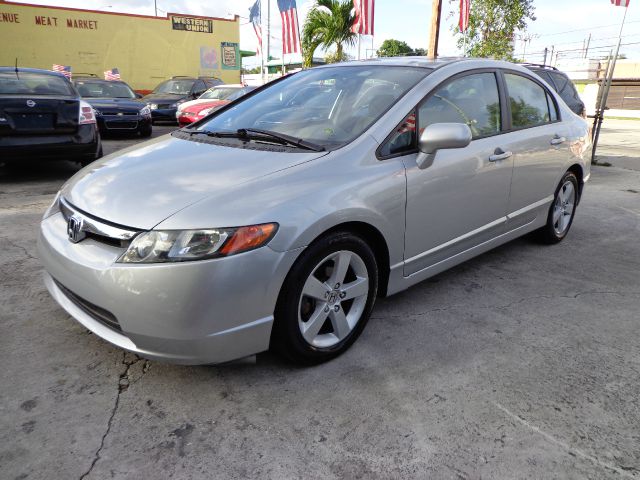 Honda Civic 2006 photo 2