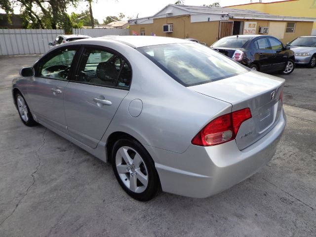 Honda Civic 2006 photo 4