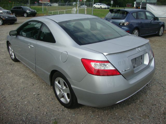 Honda Civic 2006 photo 3