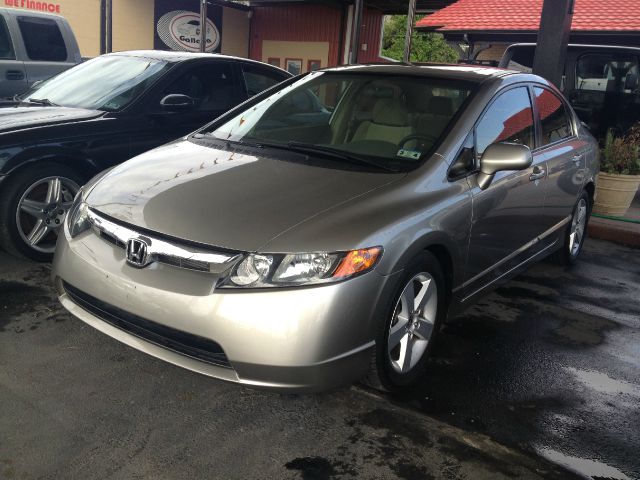 Honda Civic 2006 photo 2