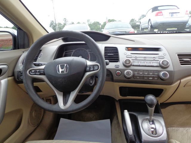 Honda Civic 2006 photo 2