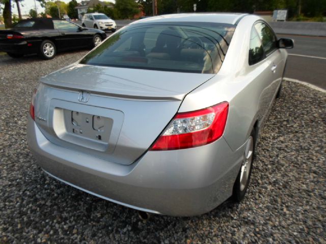 Honda Civic 2006 photo 2