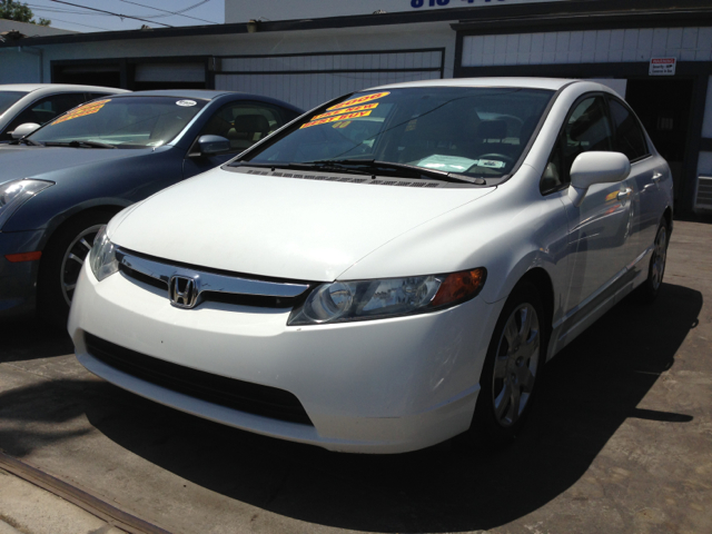 Honda Civic 2dr Reg Cab 120.5 WB Sedan