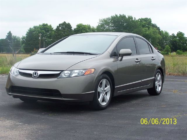 Honda Civic 2006 photo 2