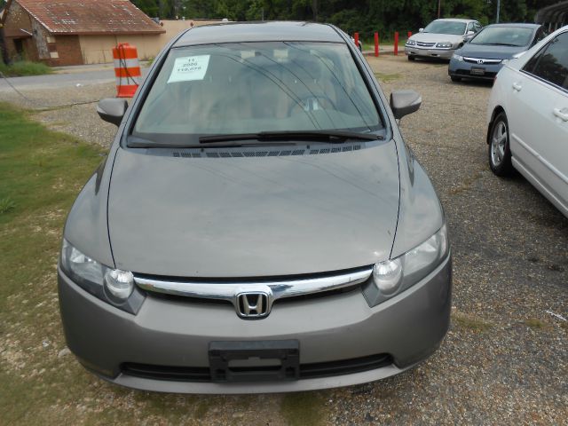 Honda Civic 2006 photo 2