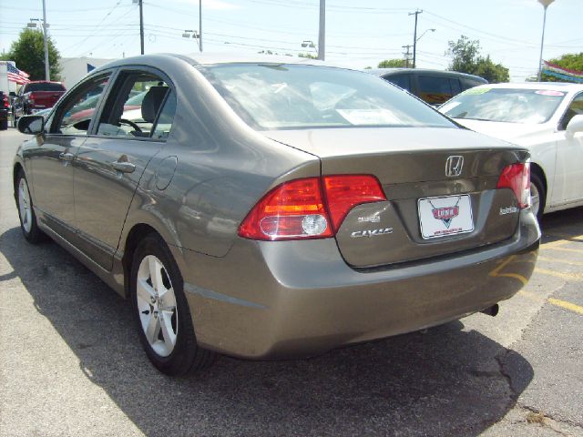 Honda Civic 2006 photo 4