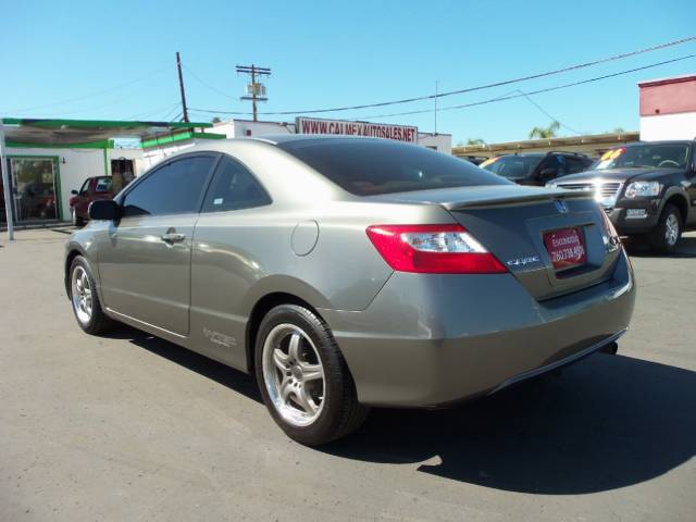 Honda Civic 2007 photo 2