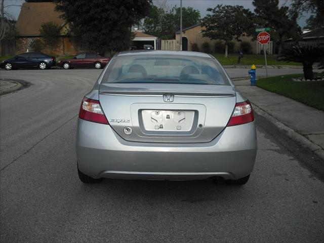 Honda Civic 2007 photo 2