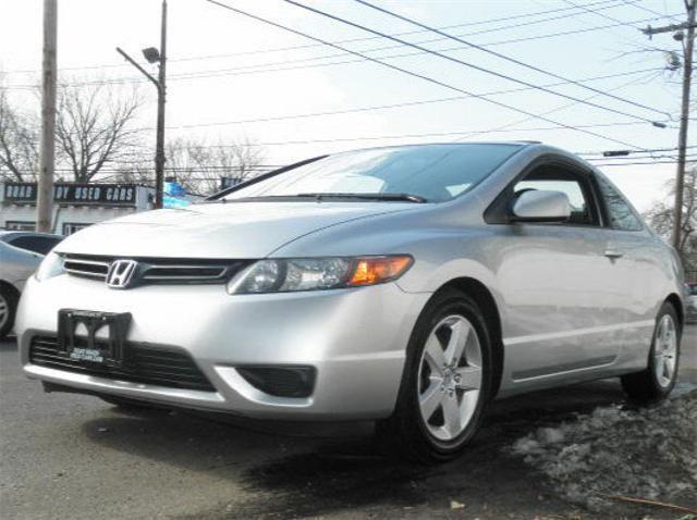 Honda Civic 2007 photo 2