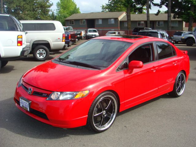 Honda Civic XLT ~ 3rd Row Sunroof 4x4 Sedan