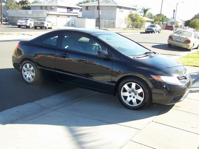 Honda Civic 2007 photo 2