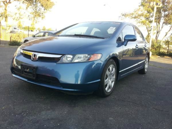 Honda Civic 2dr Reg Cab 120.5 WB Sedan