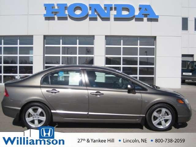 Honda Civic 2008 photo 2