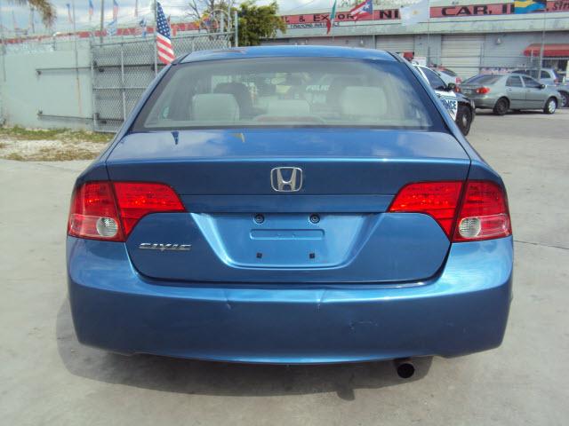 Honda Civic 2008 photo 3