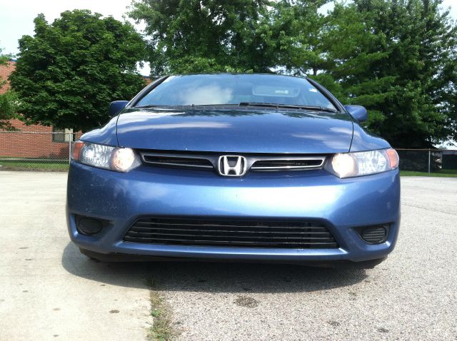 Honda Civic 2008 photo 2