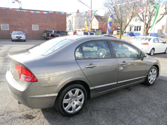 Honda Civic Double Cab SR5 Sedan