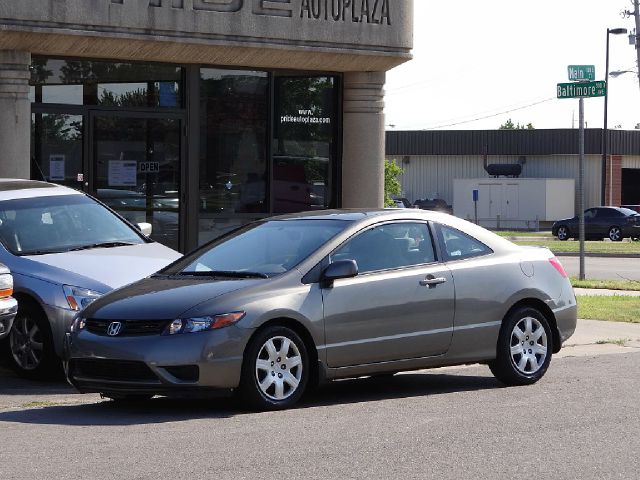 Honda Civic 2dr Reg Cab 120.5 WB Coupe