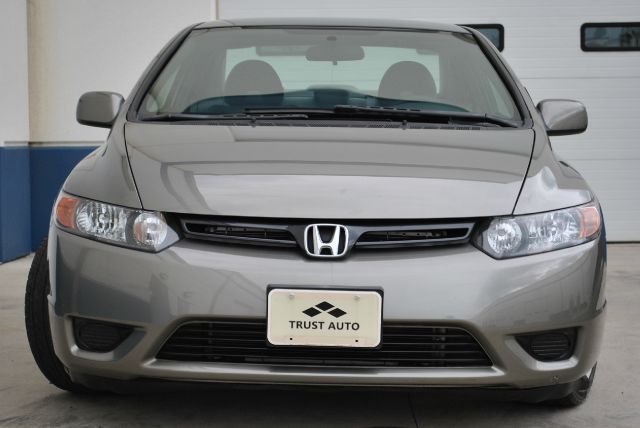 Honda Civic 2008 photo 2