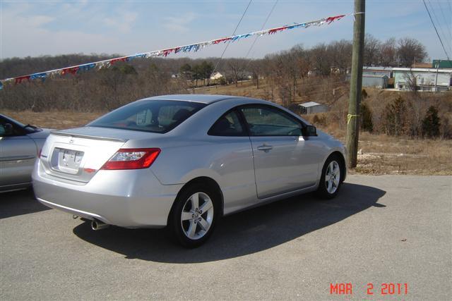 Honda Civic 2008 photo 2