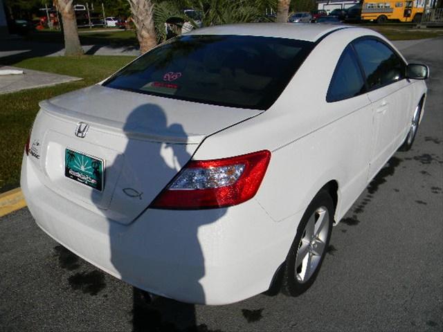 Honda Civic 2008 photo 2