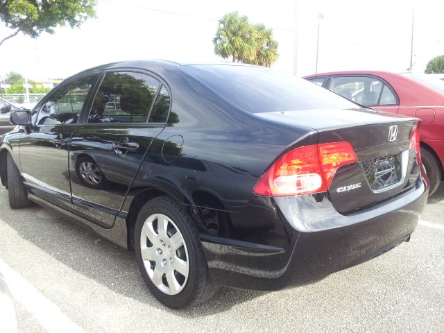 Honda Civic 2008 photo 2