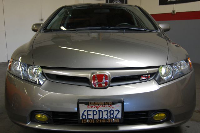 Honda Civic 2008 photo 2