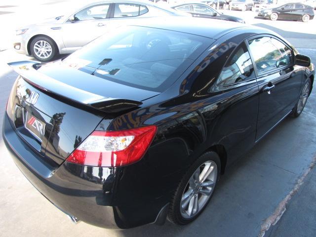 Honda Civic 2008 photo 2