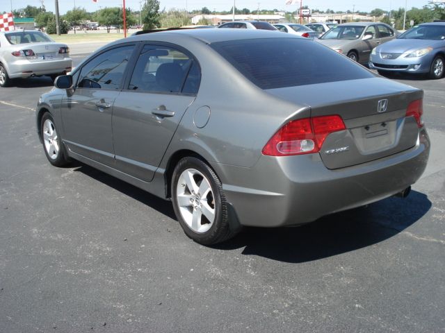 Honda Civic 2008 photo 2