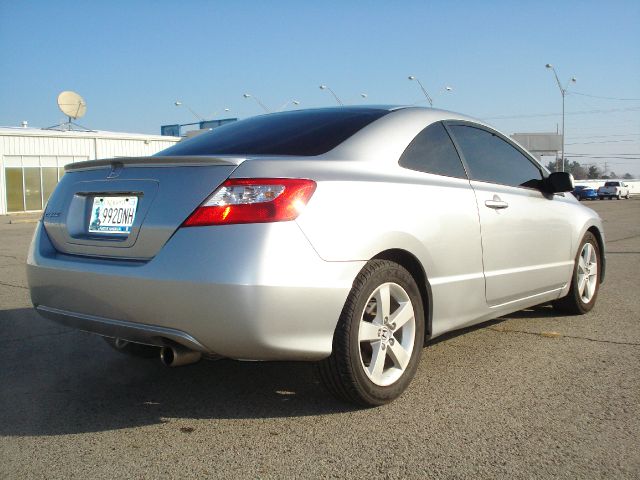 Honda Civic 2008 photo 2