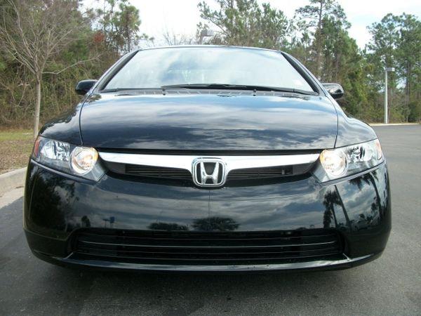 Honda Civic 2008 photo 2