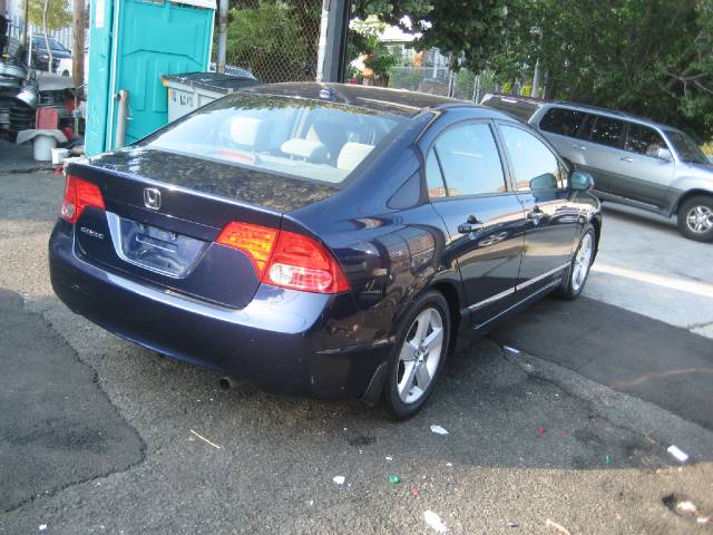 Honda Civic 2008 photo 2