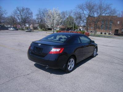 Honda Civic 2008 photo 2