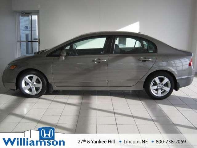 Honda Civic 2008 photo 2