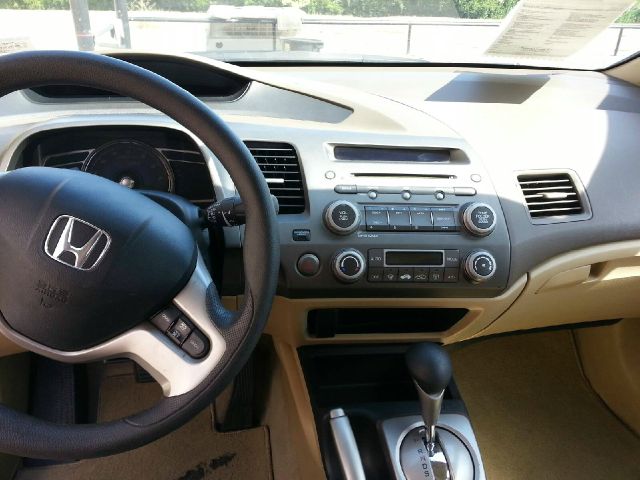 Honda Civic 2008 photo 2