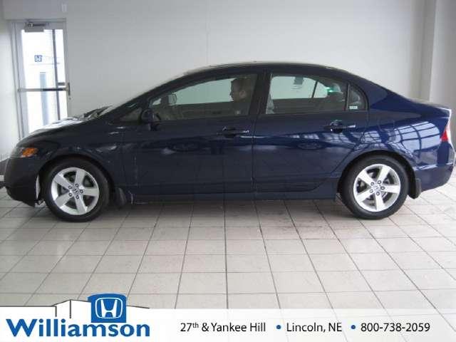 Honda Civic 2008 photo 2