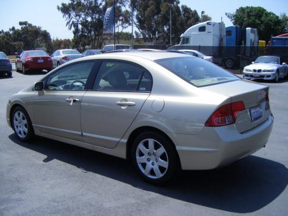 Honda Civic 2008 photo 2