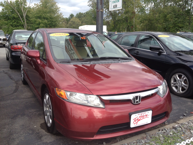 Honda Civic 2dr Reg Cab 120.5 WB Sedan