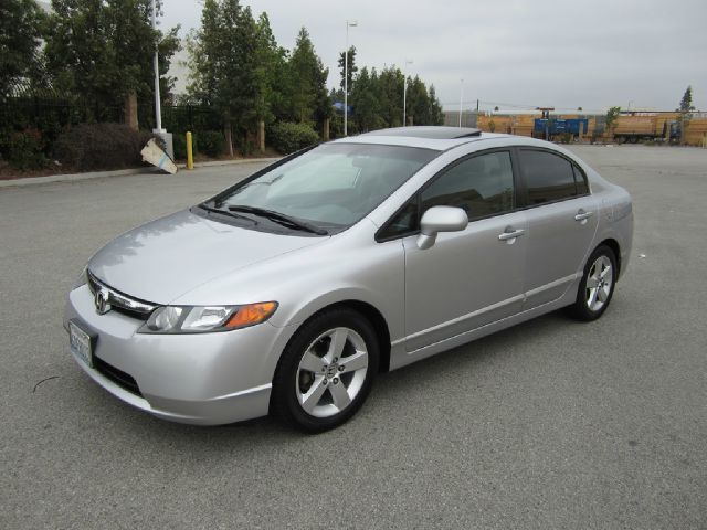 Honda Civic 2008 photo 2