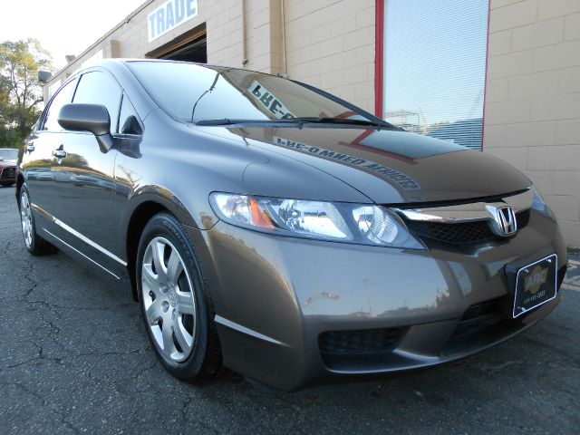 Honda Civic 2010 photo 2