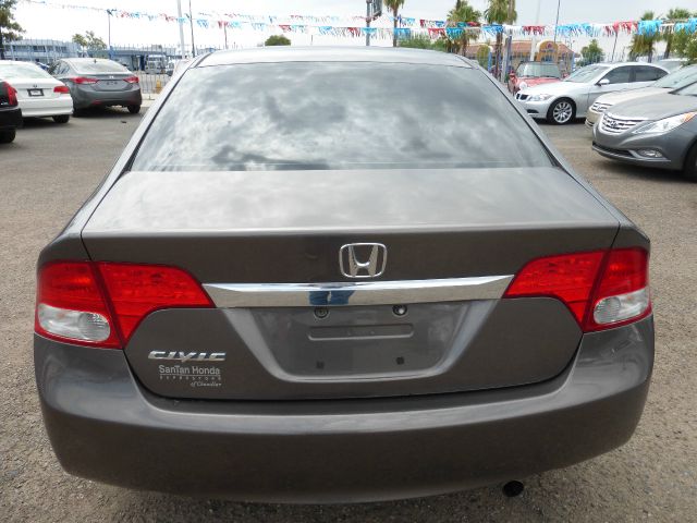 Honda Civic 2010 photo 2