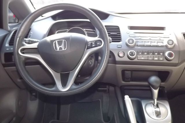 Honda Civic 2010 photo 2