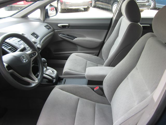 Honda Civic 2010 photo 2